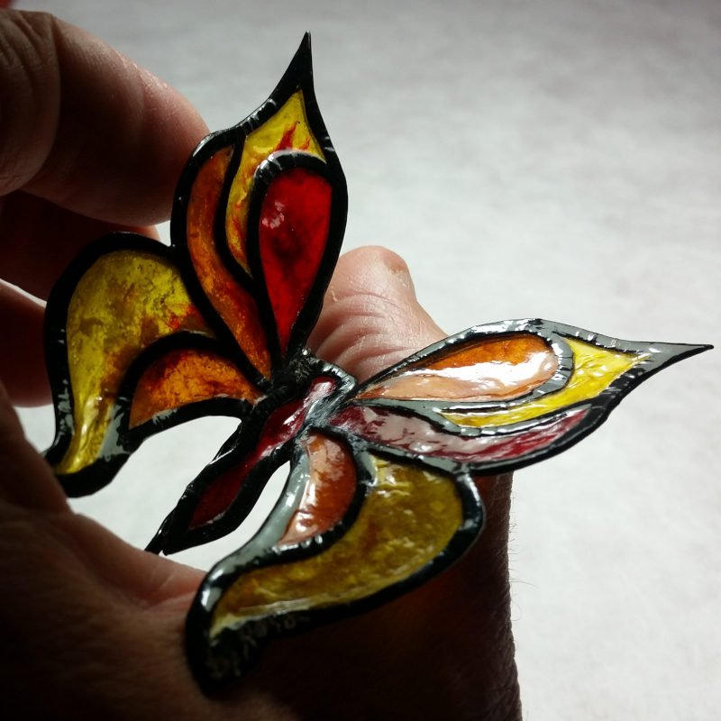 Broche en Patrail Artisanat d'Art Franais.