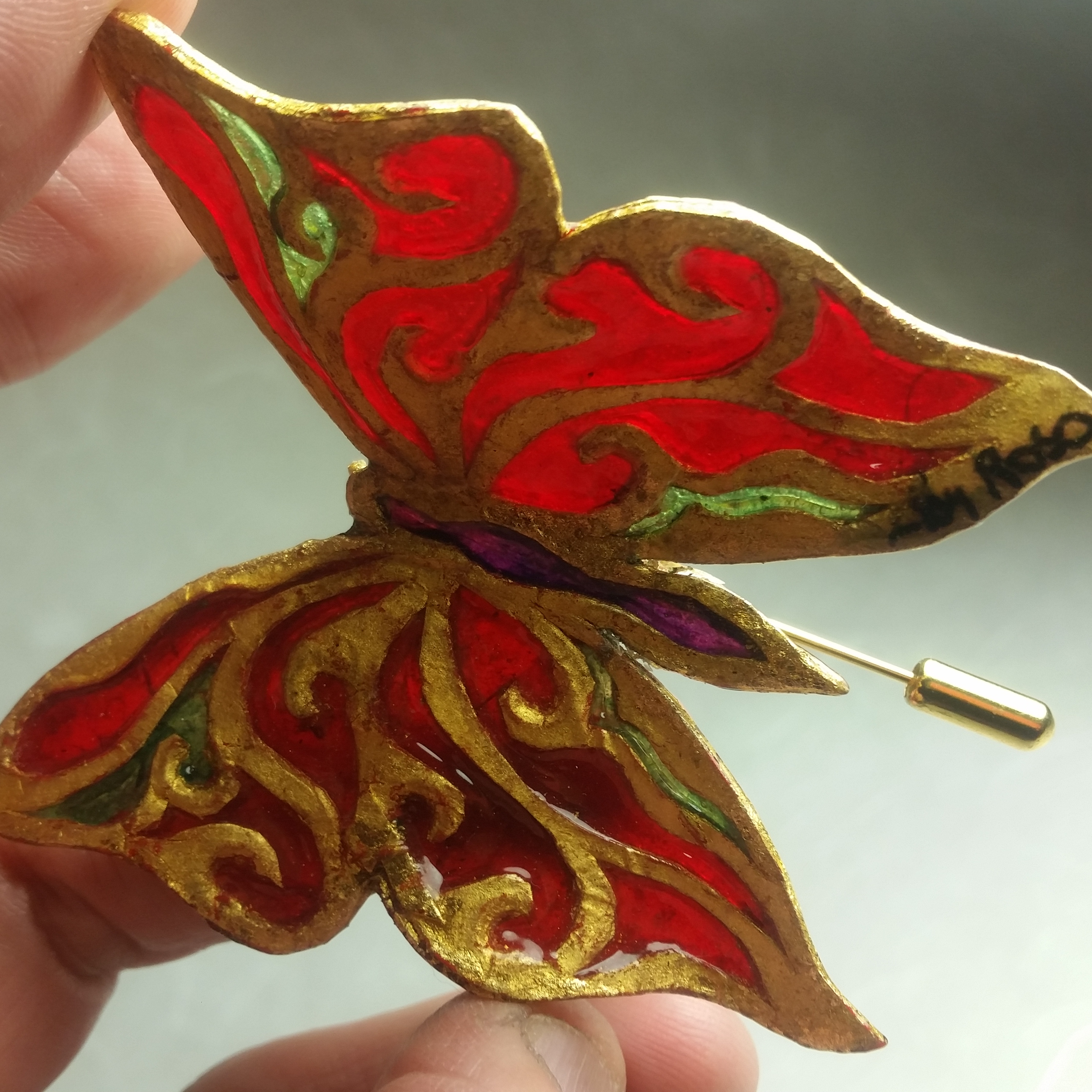 Broche en Patrail Artisanat d'Art Franais.